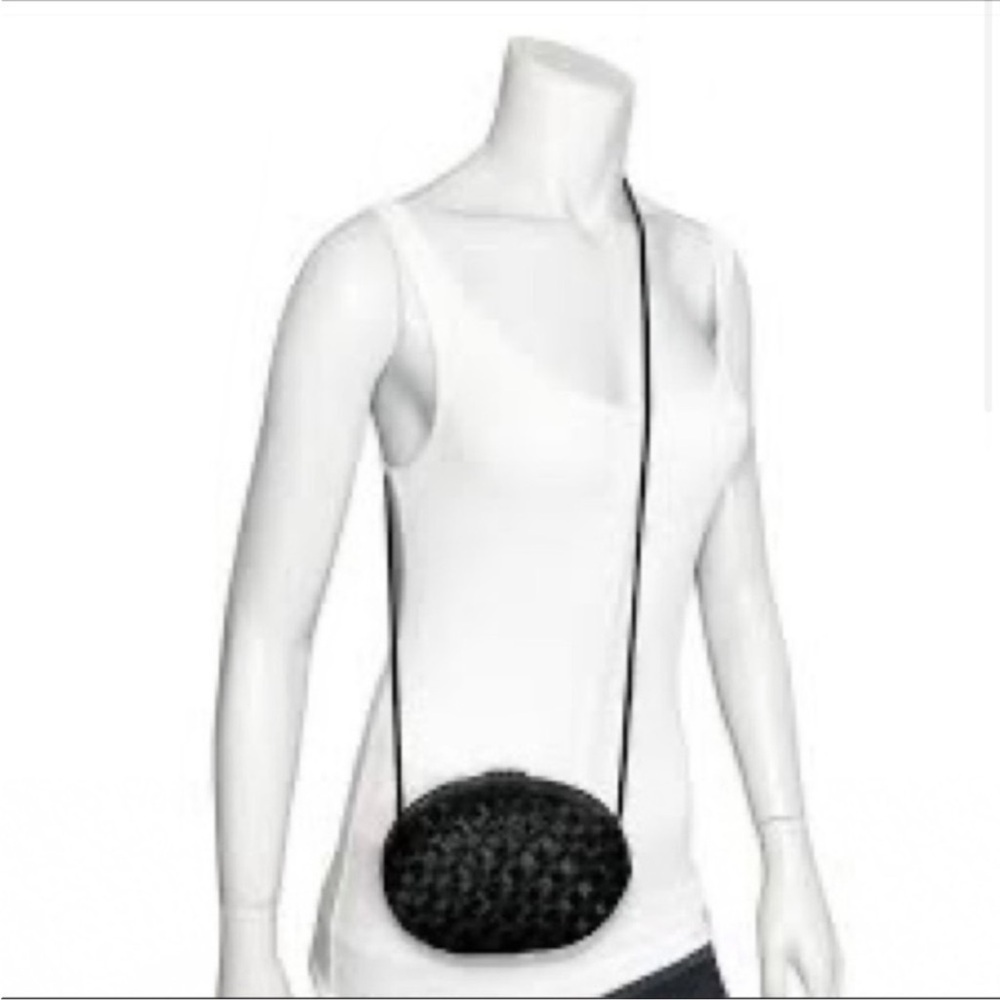 Delill Creation Elegant Black Woven Crossbody Bag Great Condition